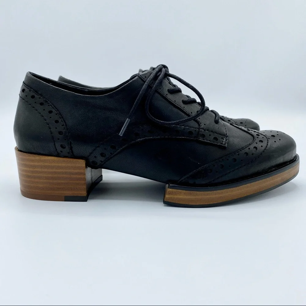 Kelsi Dagger Brooklyn Black Thorton Lace-Up Oxford Size 5.5
